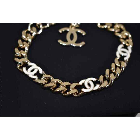 Chanel 22S Gold Chain Link Interlocking CC White Adjustable Runway Arm Bracelet - Picture 9 of 16